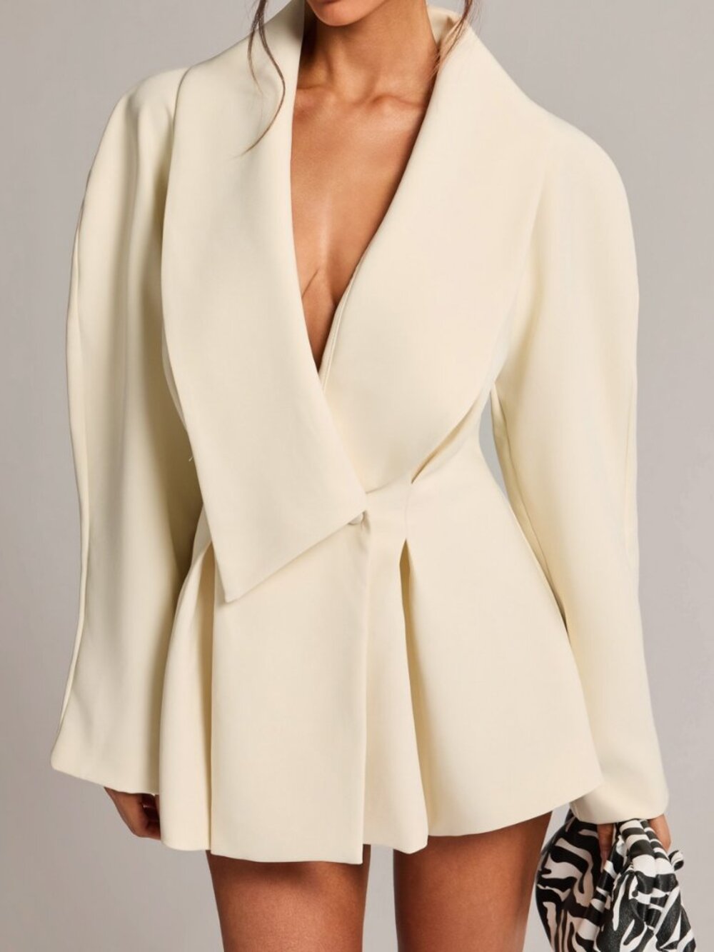 White Casual Women's Pleated Shawl Collar Blazer